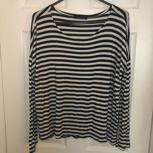 Striped Dolman Top - Picture 2 of 4